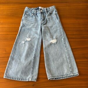 Toddler Old Navy Wide Leg distressed jeans 3t